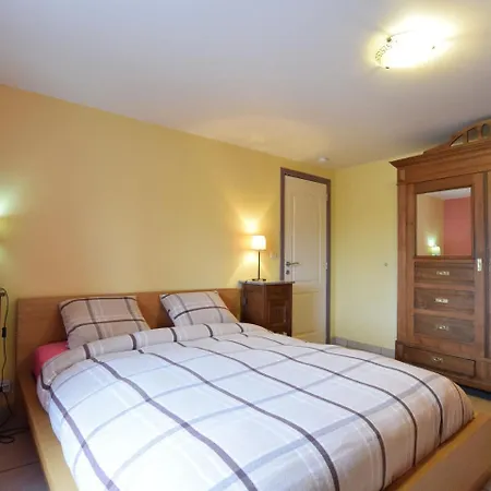 Lovely Spot With Plenty Of Outdoor Space * Lavaselle
